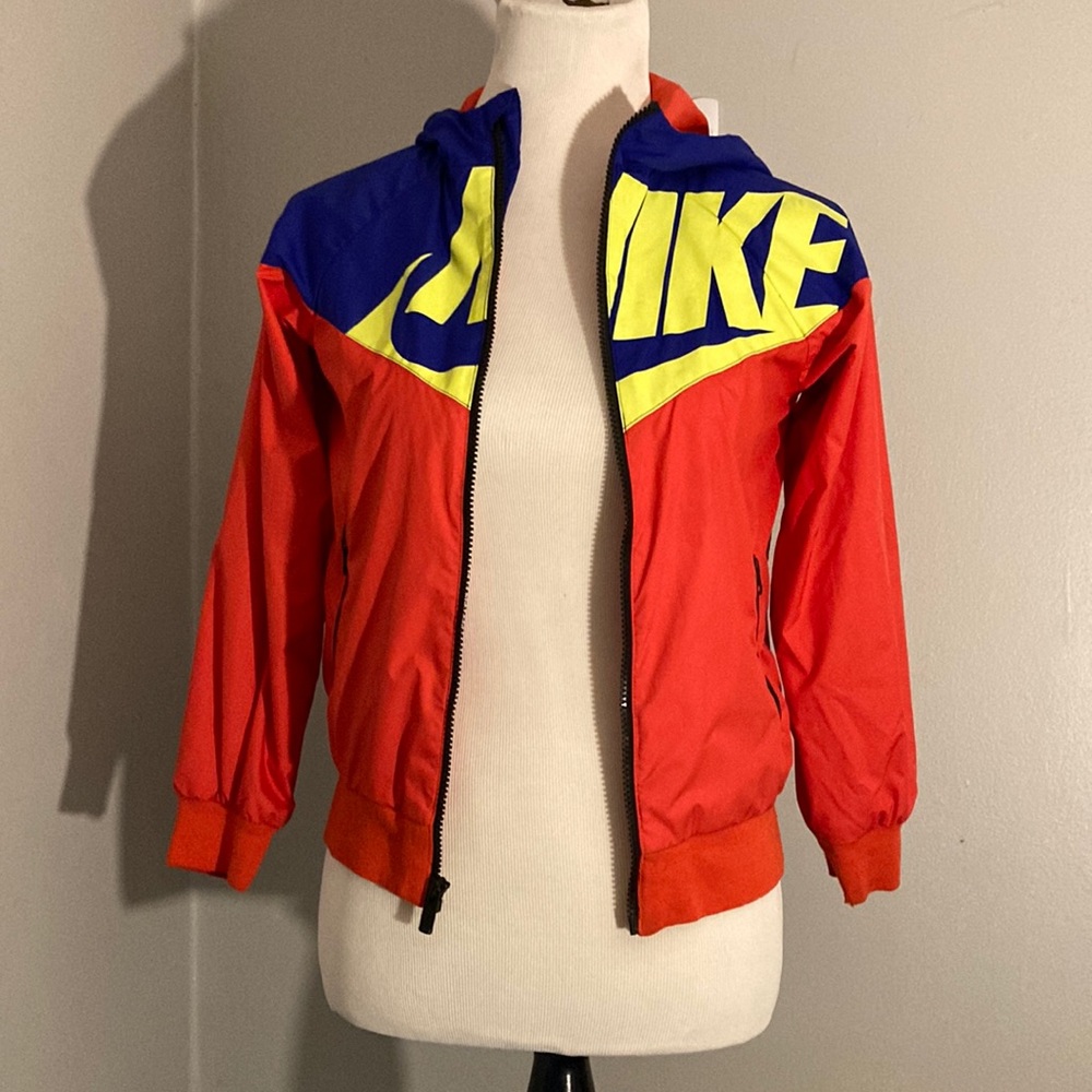 Boys Nike Windrunner